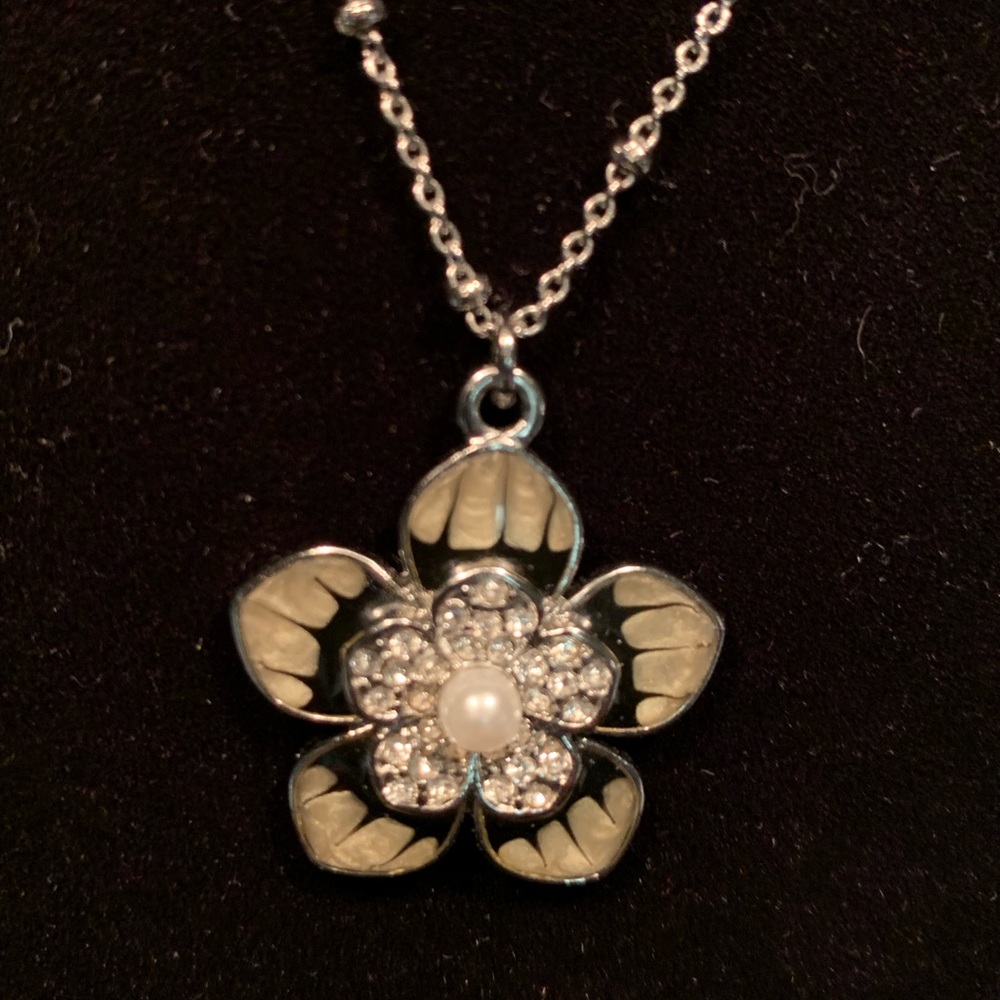Lia Sophia Jasmine necklace